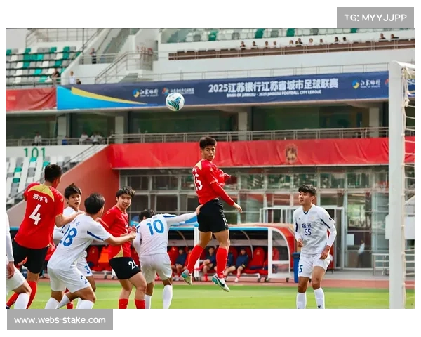 足球界联合谴责针对球员家庭威胁行为